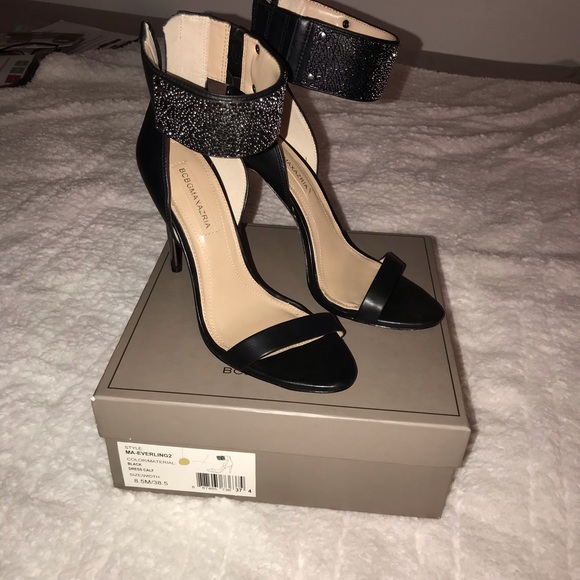 Designer Shoes - Picture 6 of 6